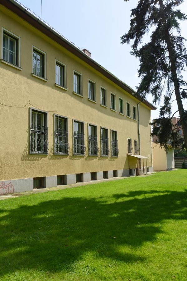 Pensiunea Elphin Targu Mures Exterior photo