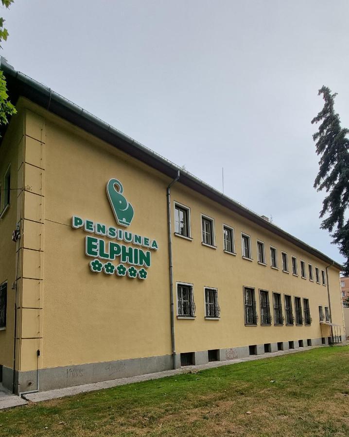 Pensiunea Elphin Targu Mures Exterior photo
